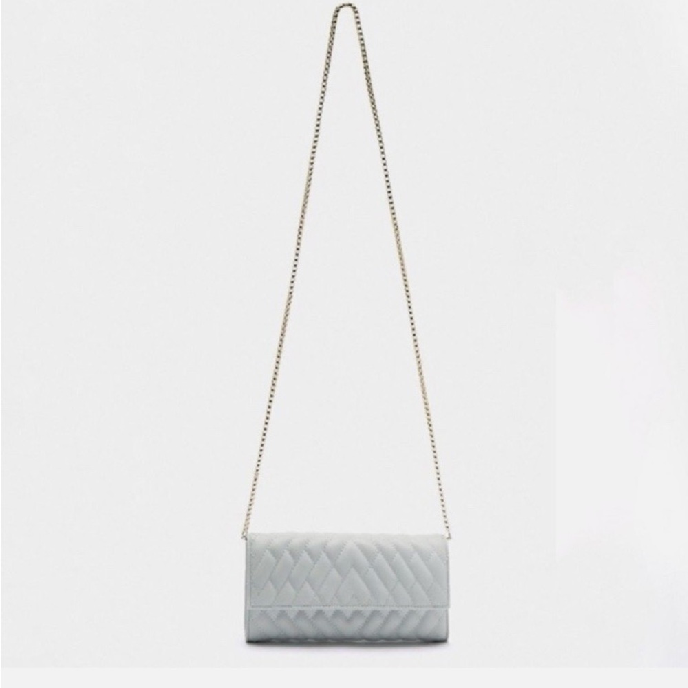 Zara Silver Gold Robe Chain Quilted
Crossbody Bag - Picture 10 of 10